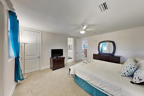 Apartamento Stunning All-suite Getaway With Pool, Private Beach Condo