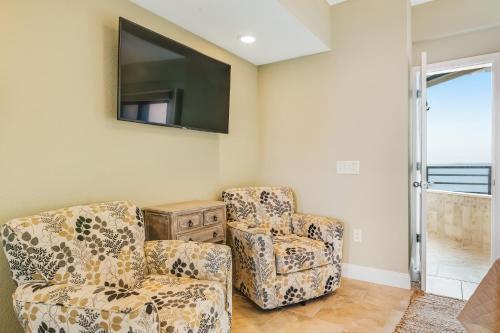 Palm Beach Club 2-226