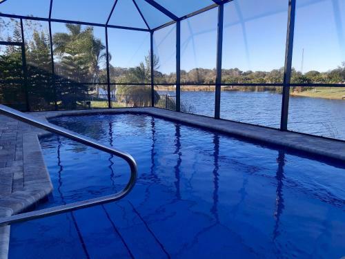 Villa Stunning Brand New 3 Bed Home, Fabulous Pool Overlooking River,
