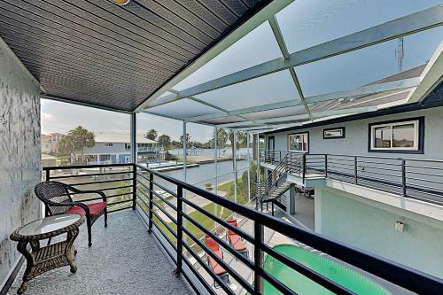 Beautiful River Home With Private Pool, Dock & Beach Home