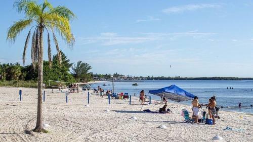 Apartamento Sunsetview Studio116 Beach Steps Away Pool Wifi