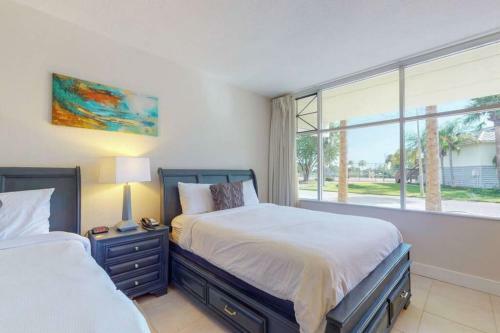Apartamento Sea Breeze, Studio 510, Beach Steps Away!+pool+wifi