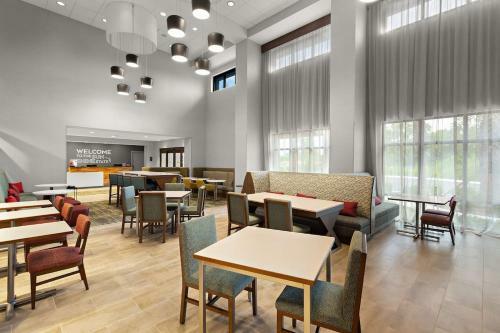 Hotel Hampton Inn & Suites Ruskin I-75, Fl