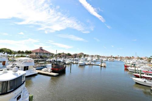 Posada Inn At Camachee Harbor View 22