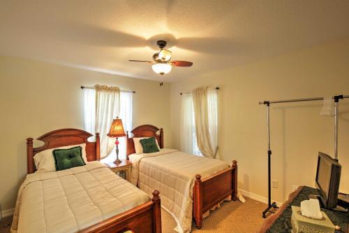 St Augustine House With Gas Grill - Walk To Beach!