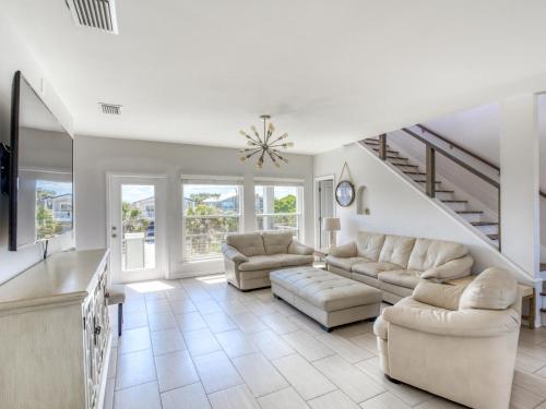 New Listing! Atlantic Dream With Pool - Steps To Beach Home