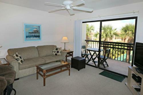Ocean Village Club E34