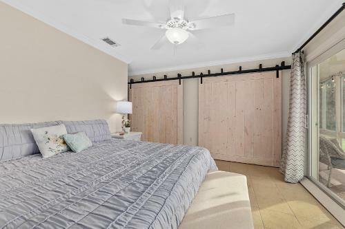 Island Oasis - 3br 2ba - Steps To The Ocean!