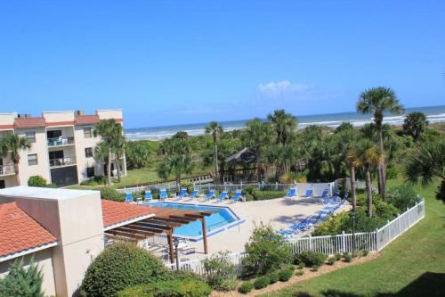 Ocean Village Club L16