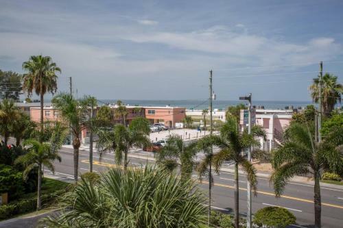 Apartamento 202 - Palms Of Treasure Island