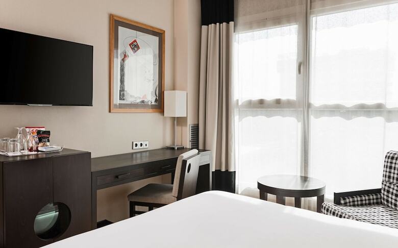 Hotel NH Valencia Center