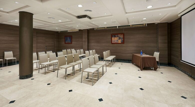 Hotel NH Valencia Center