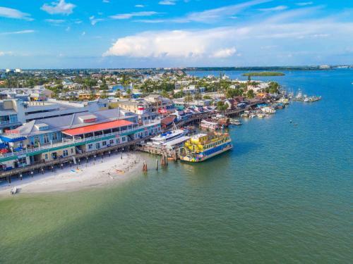 Apartamento Tropic Terrace #40 - Beachfront Rental Condo