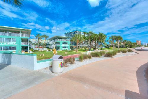 Apartamento Tropic Terrace #40 - Beachfront Rental Condo