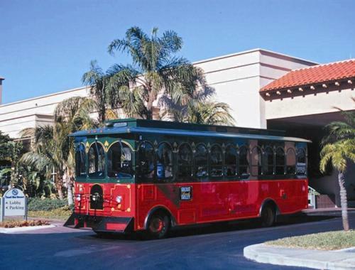 Affordable Beach Condos -three Bed 3 Bath House Home