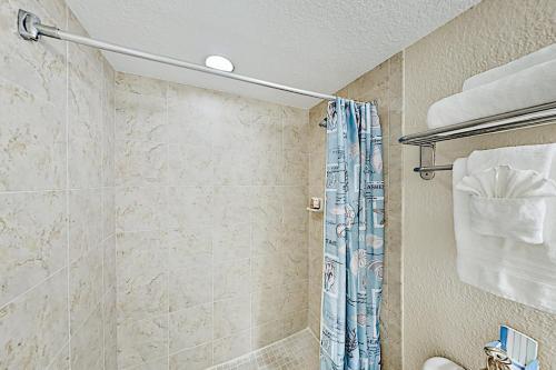 Apartamento Latitude Adjustment - Pool, Hot Tub, Walk To Beach Condo