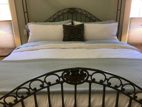 Bed & Breakfast Bay Street Inn