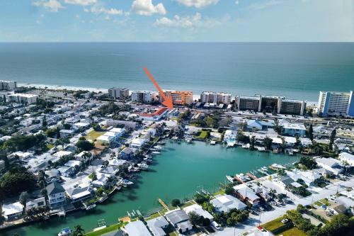 Apartamento New Listing! Shoreside Condo - Walk To Waves Condo