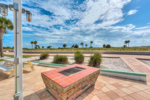 Apartamento Tropic Terrace #16 - Beachfront Rental Apts