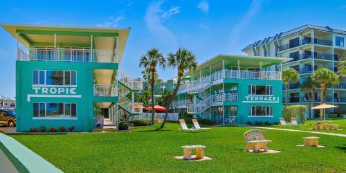 Apartamento Tropic Terrace #29 - Beachfront Rental Apts
