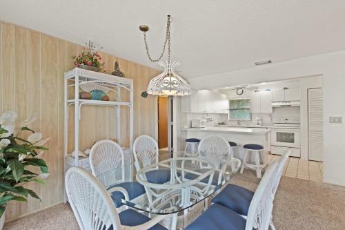 Blind Pass Condo A203 On Beautiful Sanibel Island
