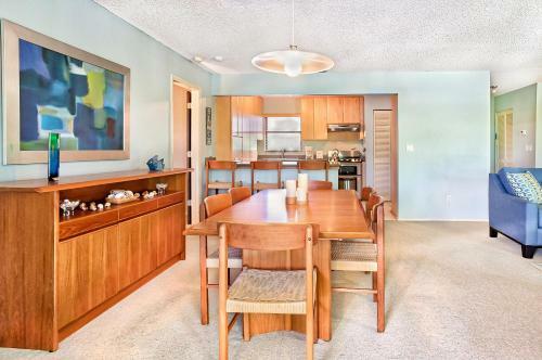 Tropical Condo On Sanibel's Secluded West End - Blind Pass B211