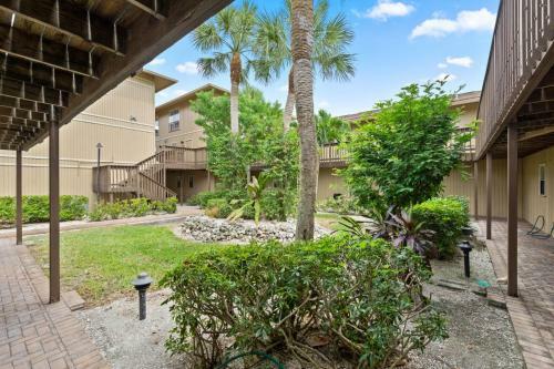 Blind Pass Condo F204 On Beautiful Sanibel Island