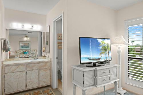 Blind Pass Condo F204 On Beautiful Sanibel Island
