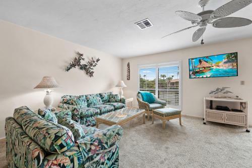 Blind Pass Condo F204 On Beautiful Sanibel Island