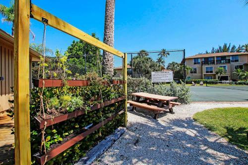 Blind Pass Condo C101 On Beautiful Sanibel Island