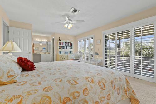 Blind Pass Condo C207 On Beautiful Sanibel Island