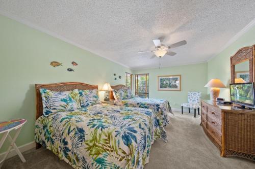 Enjoy Sunsets At Sanibel's Hidden Gem Resort Condo - Blind Pass E201