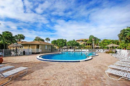 Blind Pass Condo G206 On Beautiful Sanibel Island