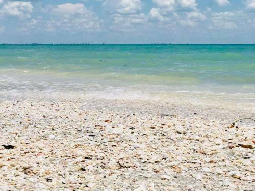 Apartamento Sanibel Siesta On The Beach Unit 703 Condo