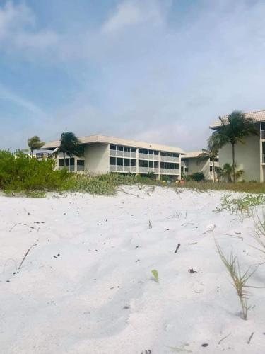 Apartamento Sanibel Siesta On The Beach Unit 504 Condo