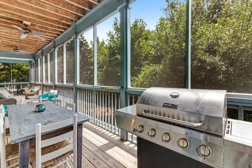 3 Bed 6 Bath Vacation Home In Seagrove, Fl