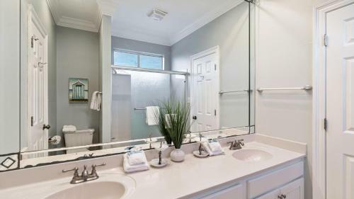 Private Pool, Private Beach Access Point, Beach Music- A Seagrove Delight!
