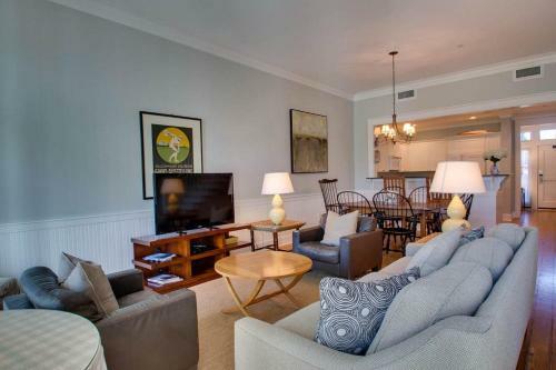 Watercolor By Dune Vacation Rentals - Beach District