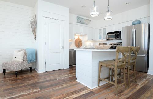 Apartamento Summerwinds With Ocean Views, Beach & Pool Condo