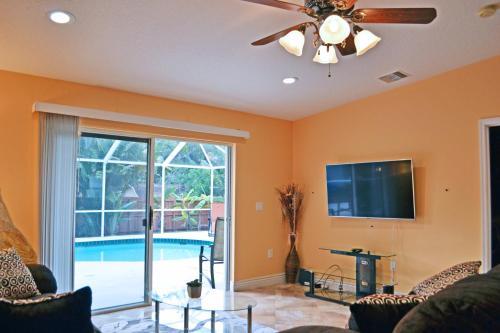 Sarasota Portland 5298