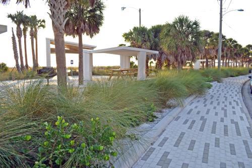 Sarasota Portland 5298