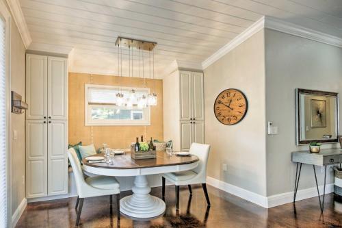 Chic Sarasota Cottage - Mins To Beach And Downtown!