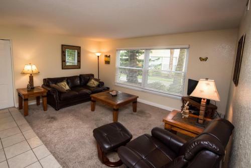 321 Canal Rd - Siesta Key Village Condo