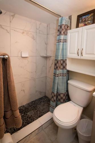 321 Canal Rd - Siesta Key Village Condo