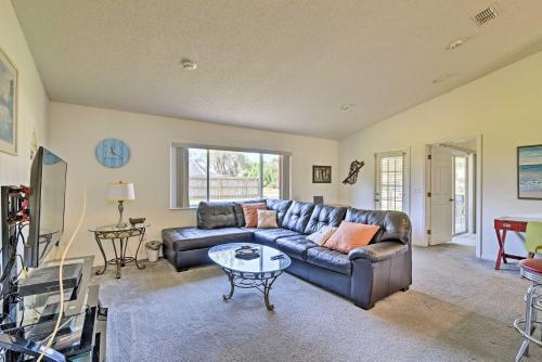 Spring Hill Home With Lanai - Minutes To Beaches