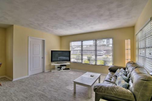 Venice Home With Fire Pit And Grill - 10 Mins To Beach!