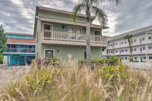 Updated Apartment Walking Distance To Venice Beach