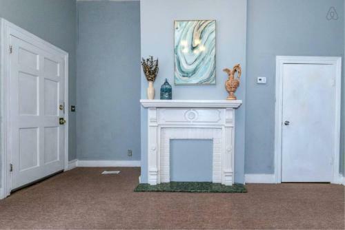 Downtown Cottage Near River! 15 Min To Benning