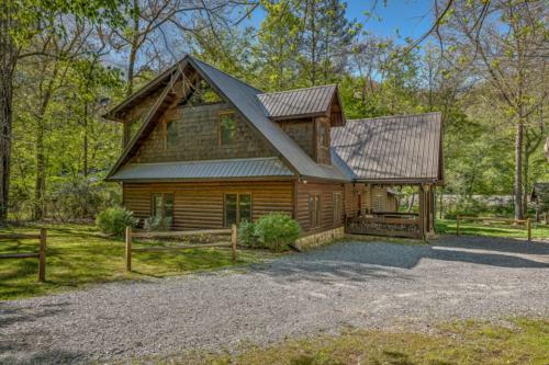 Hooked On Toccoa By Escape To Blue Ridge