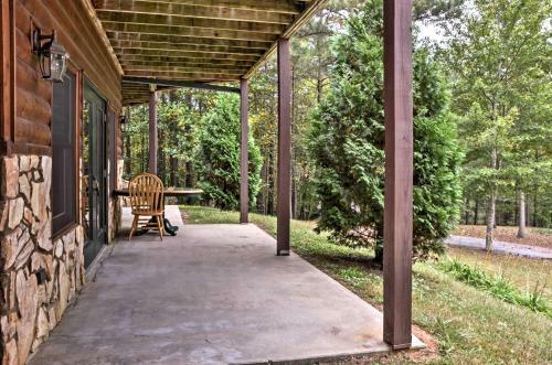 Grand Ellijay Cabin With Mountain Views And Pool Table!